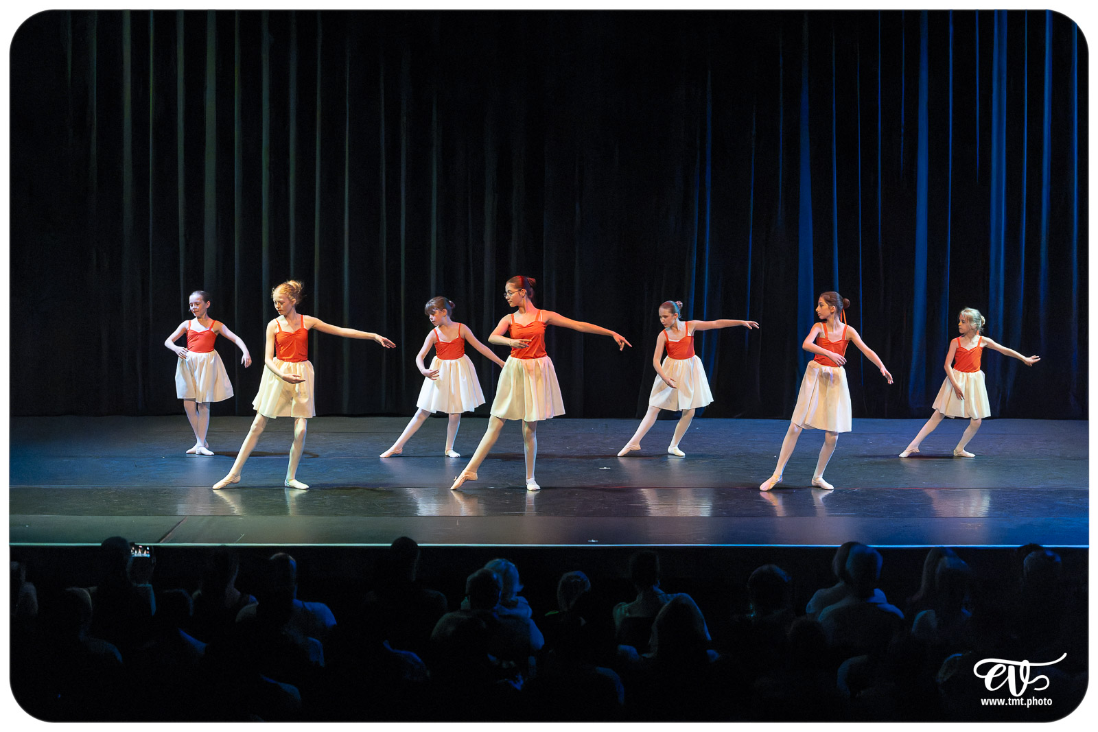 ECOLE DE DANSE CÉCILE ADAMOW